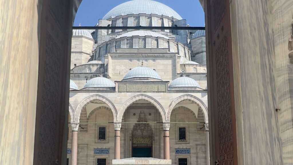 Istanbul is a city of contrasts